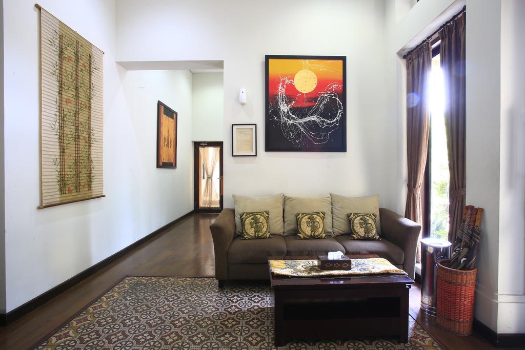 Reddoorz @ Menteng Jakarta Exterior foto